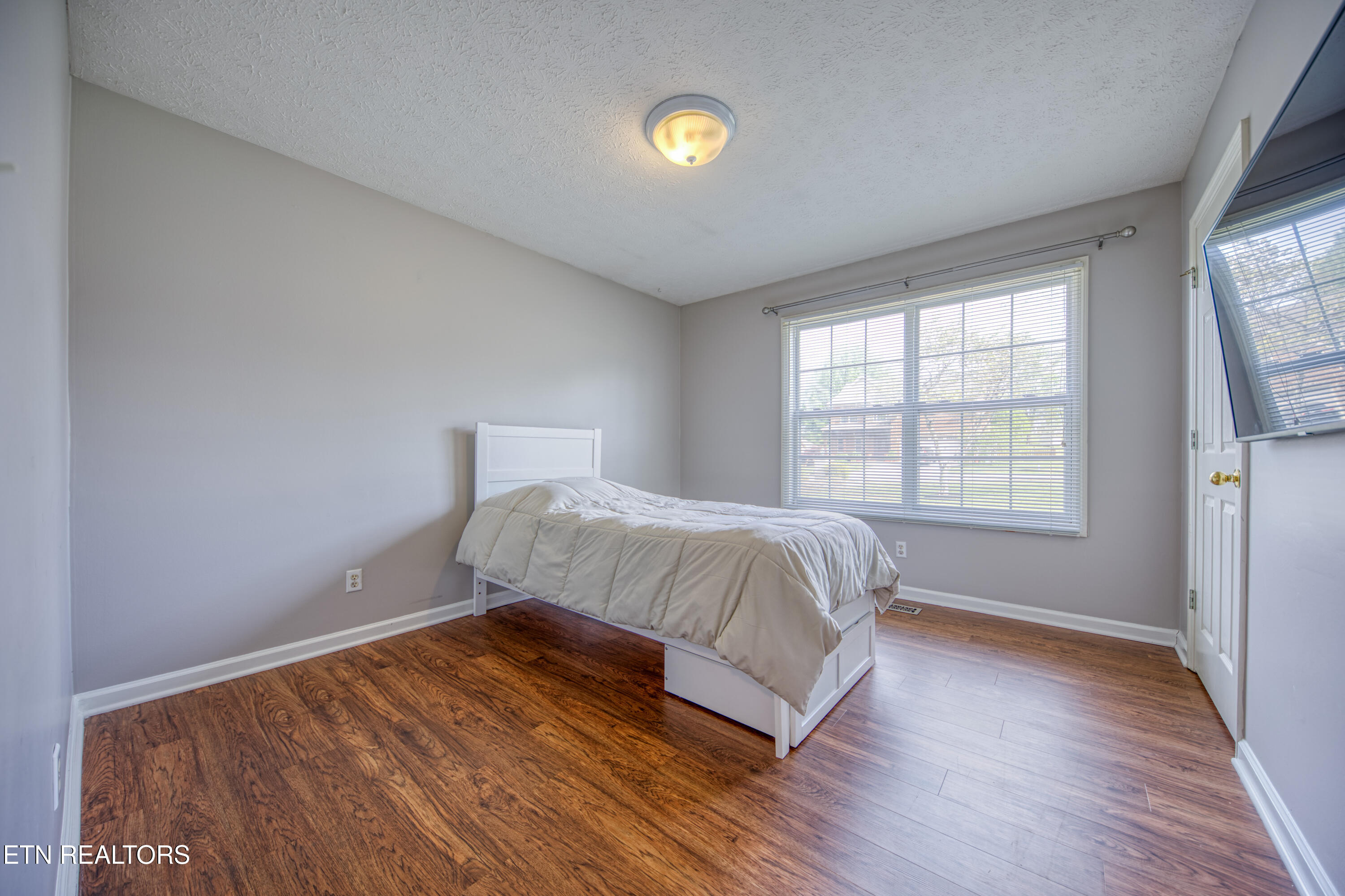 6124 Rivers Run Drive Knoxville, TN 37914 - Photo 20 of 28 Bed 2