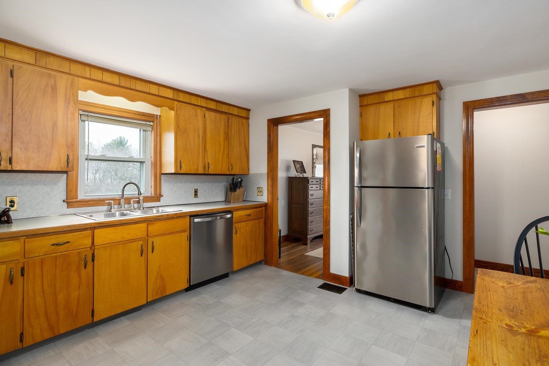 84 Washington Road Rye, NH 03870 - Photo 8 of 29