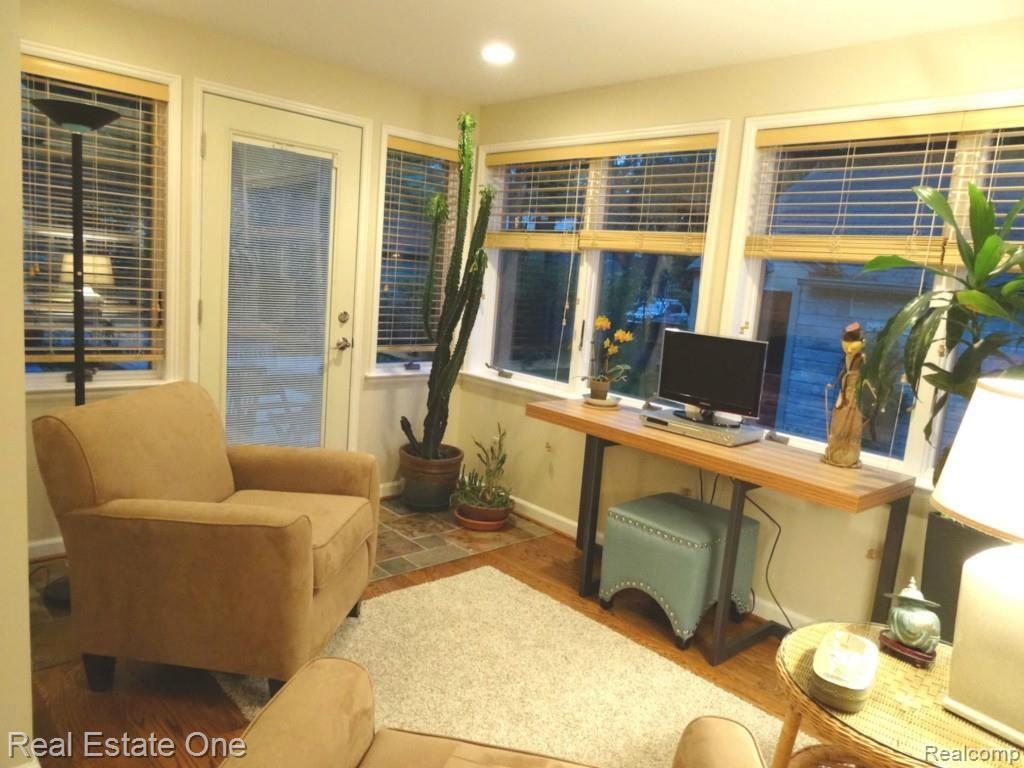 4039 Kenmore Road Berkley, MI 48072 - Photo 12 of 31 11 Sun Room - 3.jpg