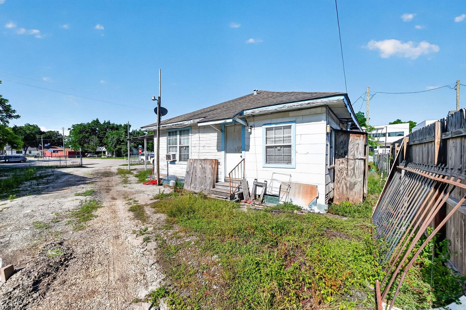 707 East 28th Street Houston, TX 77009 - Photo 27 of 28