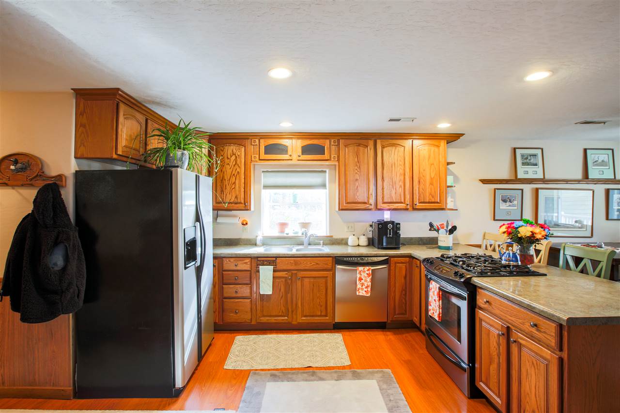 40444 Lynn Road Loon Lake, WA 99148 - Photo 7 of 33 Gallery Image 7