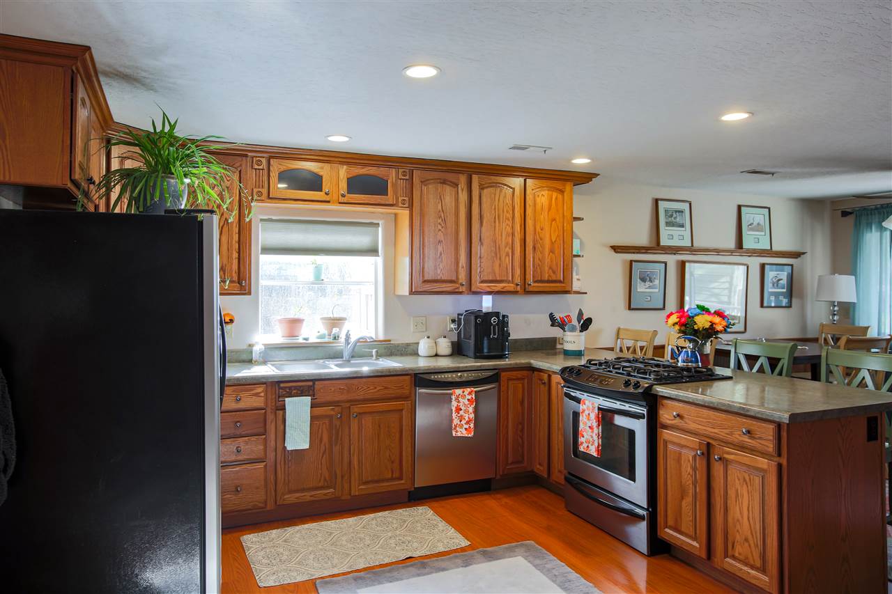 40444 Lynn Road Loon Lake, WA 99148 - Photo 10 of 33 Gallery Image 10