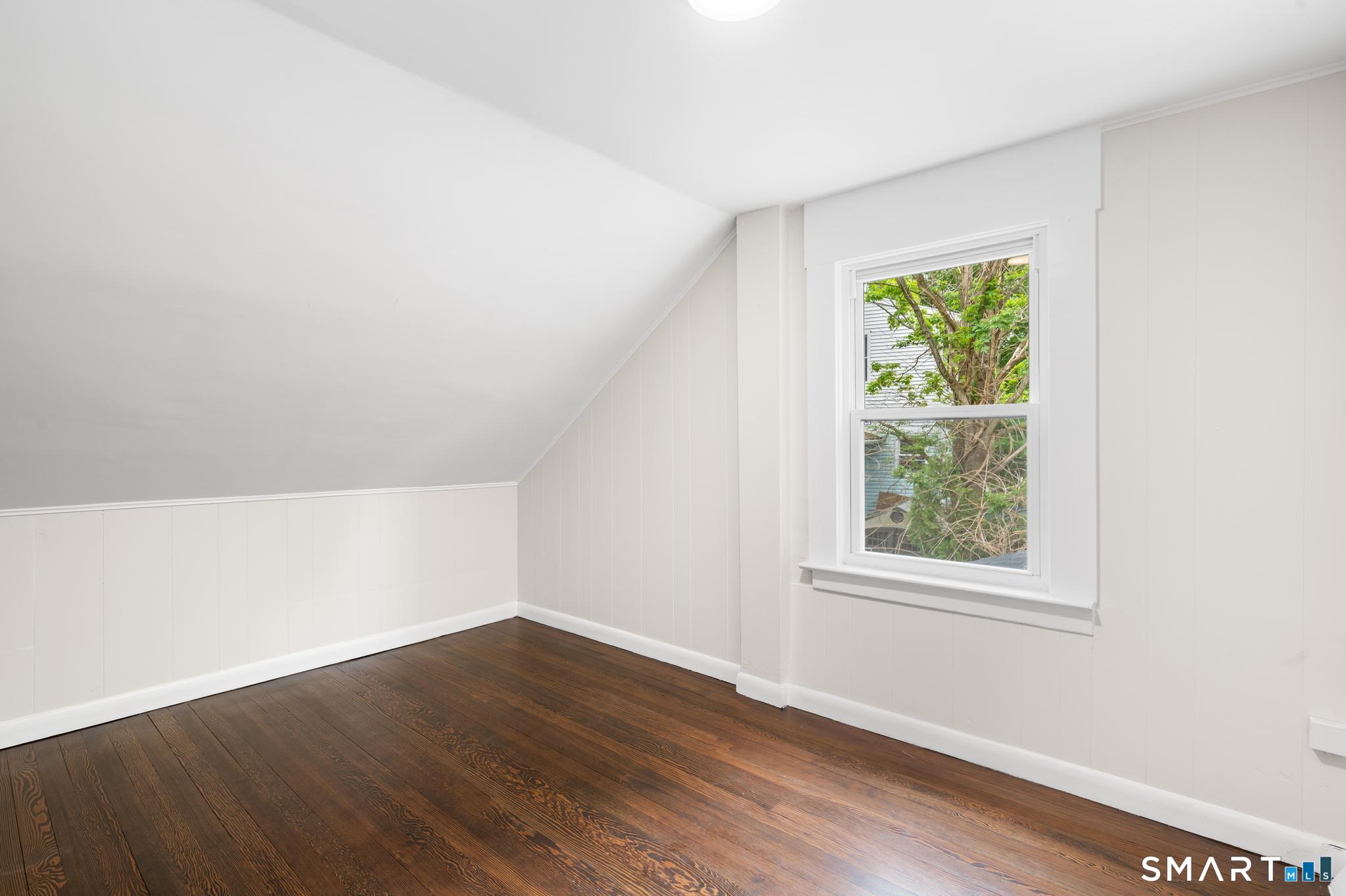 23 Dominican Road Branford, CT 06405 - Photo 20 of 35