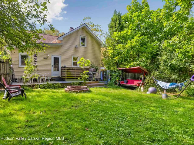 $333,999 | 311 Spring Street, Port Ewen, NY 12466