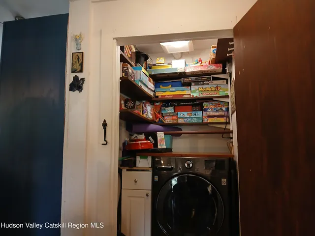 $333,999 | 311 Spring Street, Port Ewen, NY 12466