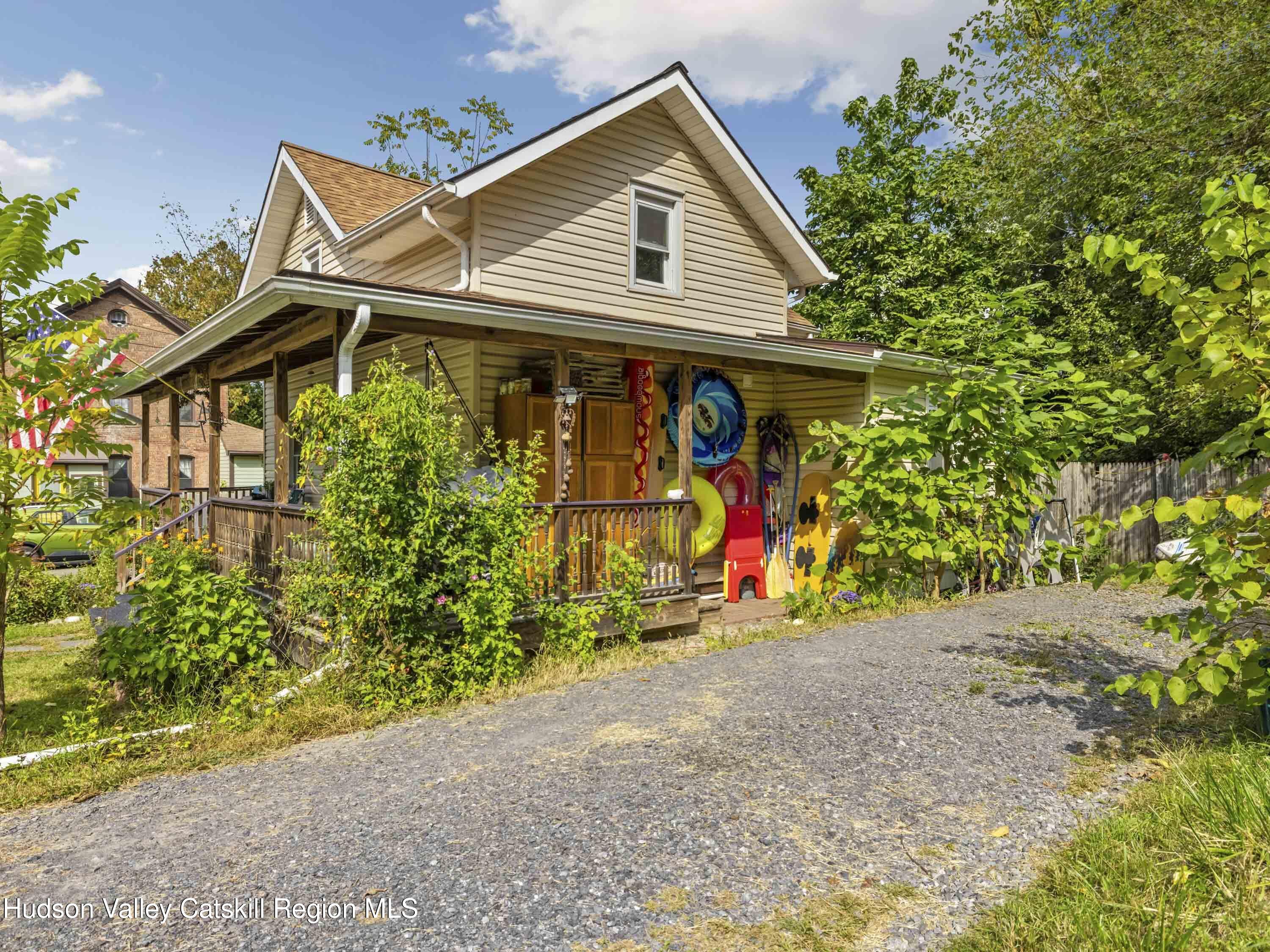 311 Spring Street Port Ewen, NY 12466 - Photo 4 of 45 311 Spring Street Connelly NY 12417-03