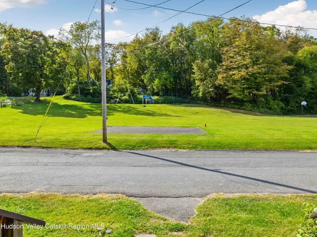 $333,999 | 311 Spring Street, Port Ewen, NY 12466