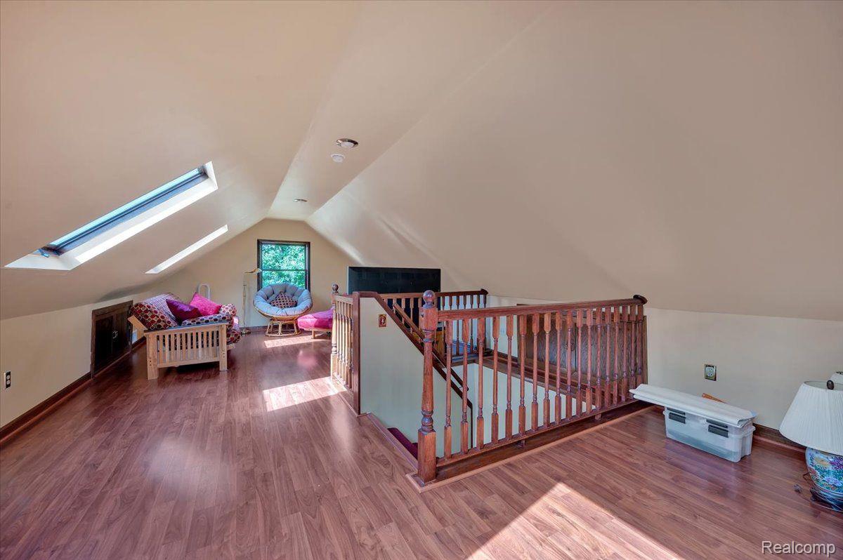 20779 Marter Road Grosse Pointe, MI 48236 - Photo 33 of 39 Gallery Image 33
