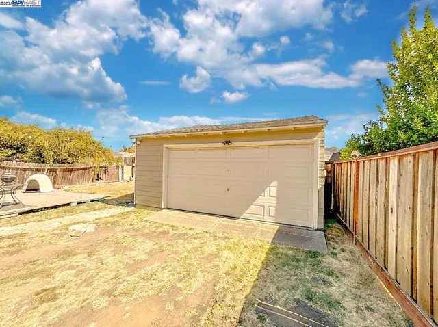 $575,000 | 10504 Voltaire Avenue, Oakland, CA 94603