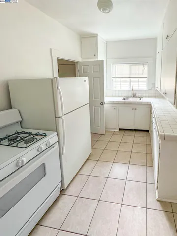 $575,000 | 10504 Voltaire Avenue, Oakland, CA 94603