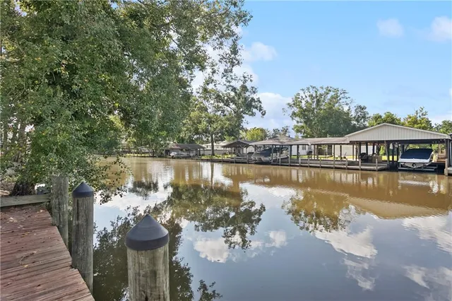 $259,900 | 22259 Chinquapin Avenue, Maurepas, LA 70449