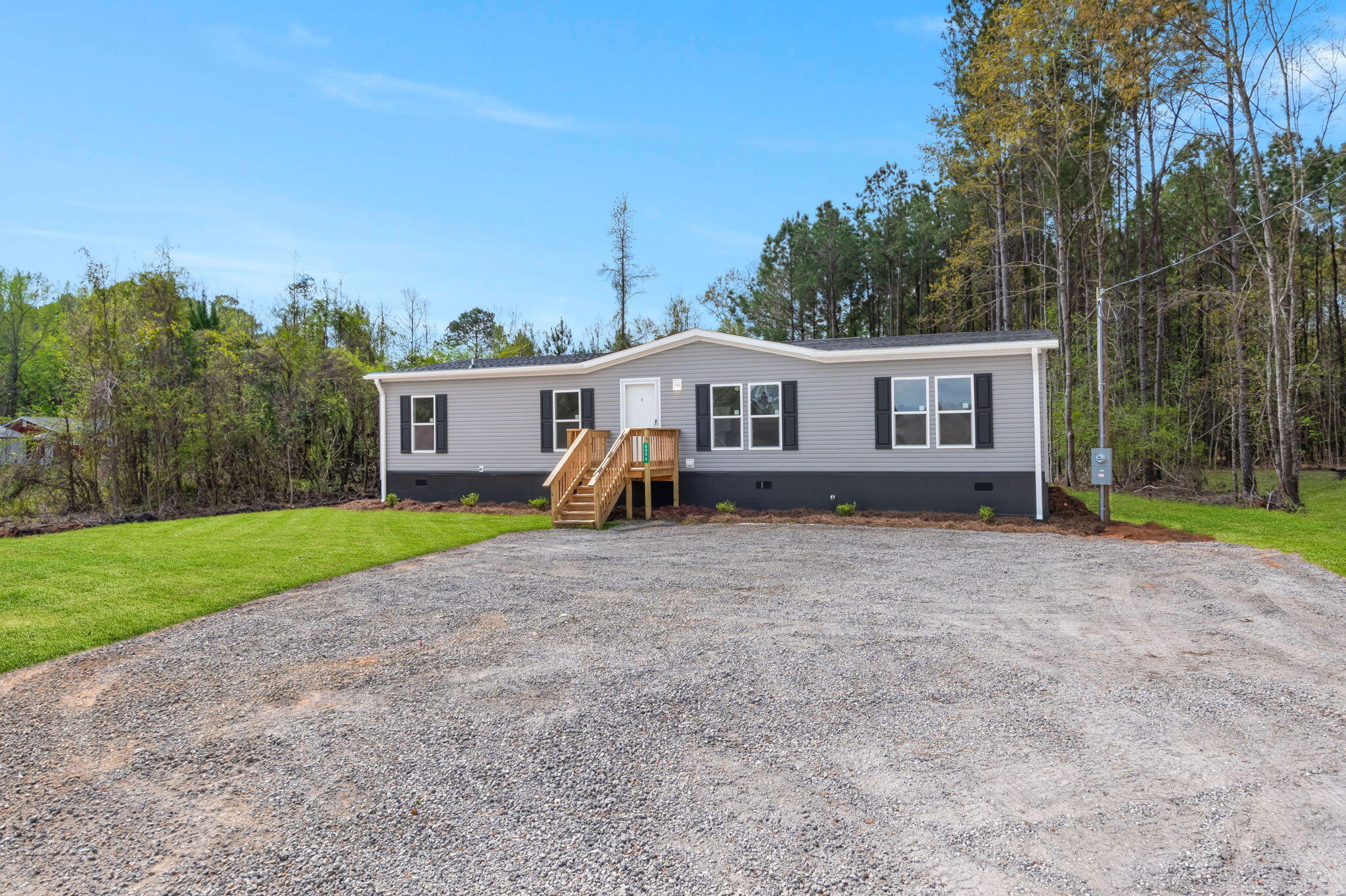 8996 Old State Road Holly Hill, SC 29059 - Photo 3 of 27 2