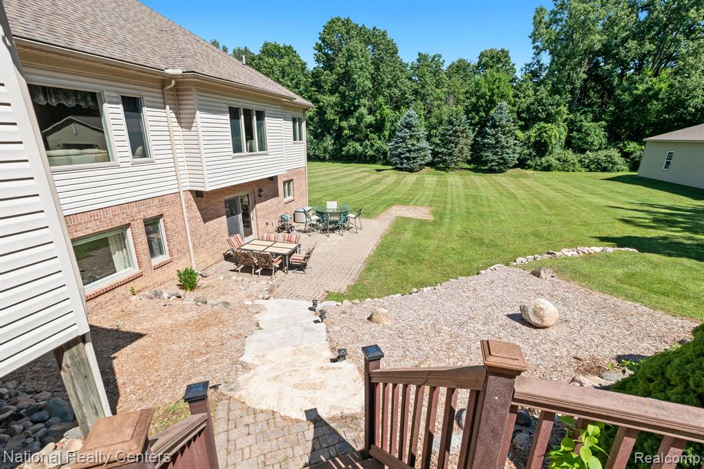 10180 Hadley Road Clarkston, MI 48348 - Photo 43 of 54