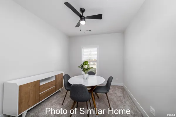 $398,779 | 307 East Donahue Street, Eldridge, IA 52748