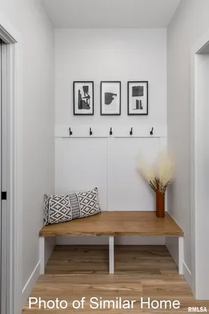 $398,779 | 307 East Donahue Street, Eldridge, IA 52748