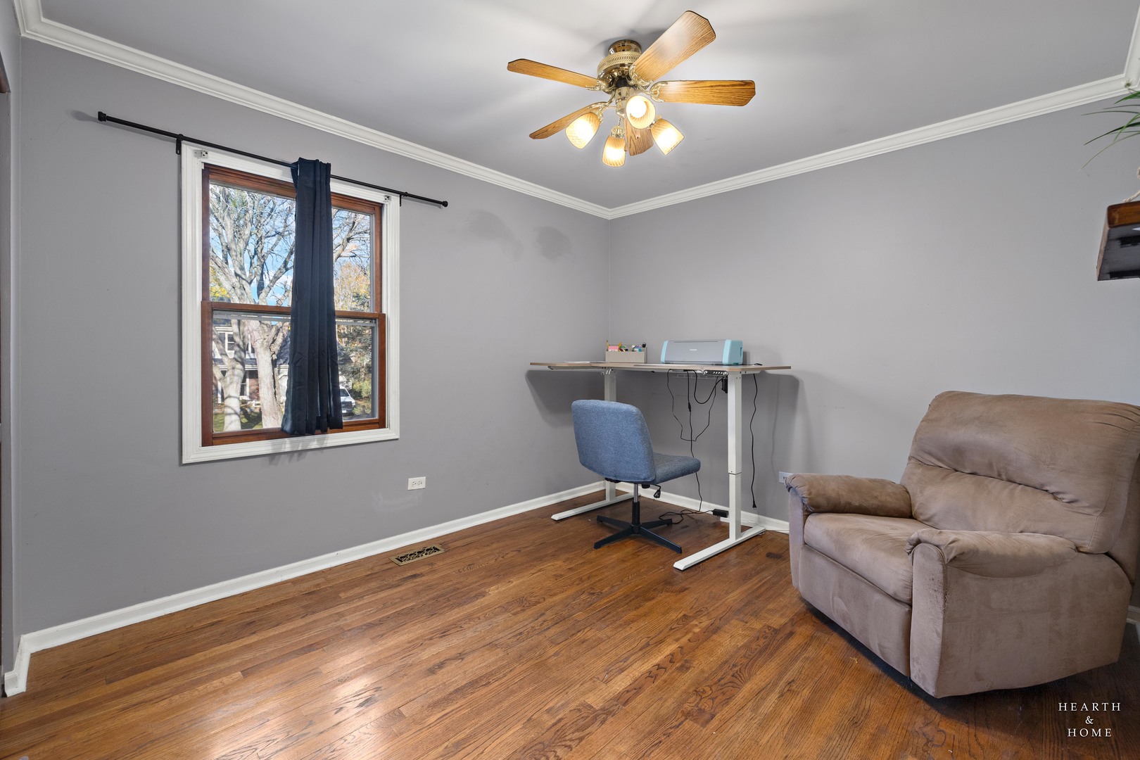 56 Huntcliff Court Fox River Grove, IL 60021 - Photo 19 of 42 a living room with furniture and a window