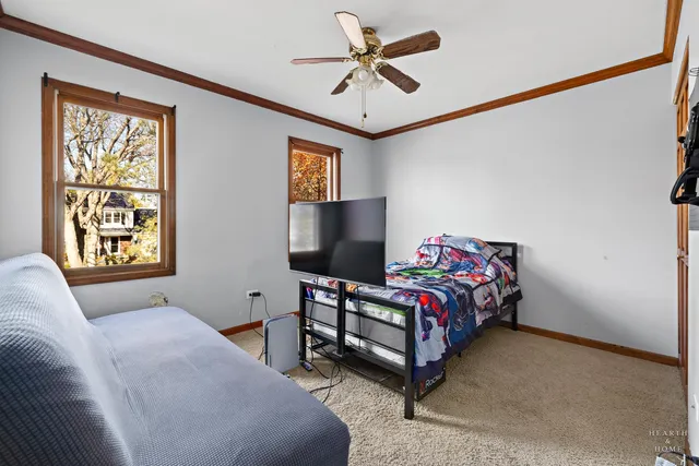 $409,900 | 56 Huntcliff Court, Fox River Grove, IL 60021