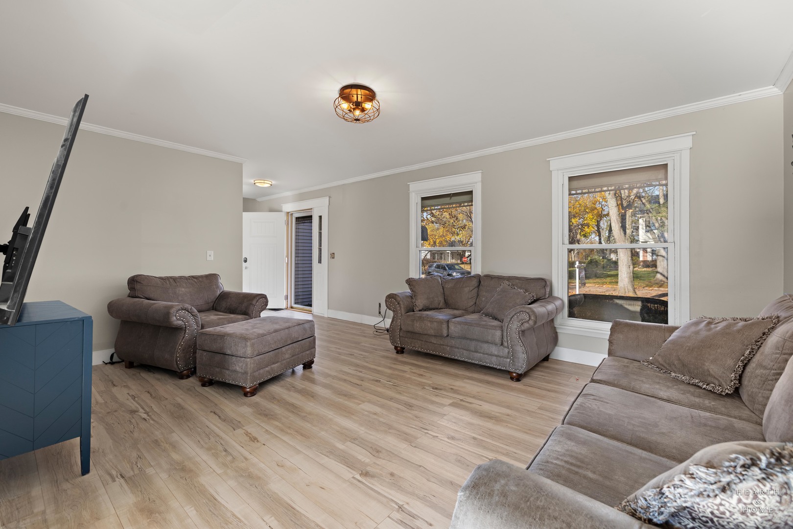 56 Huntcliff Court Fox River Grove, IL 60021 - Photo 7 of 42 a living room with furniture and a window