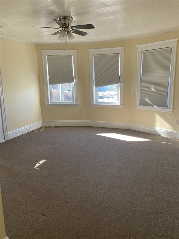 71 Sycamore Street Fairhaven, MA 02719 - Photo 12 of 31