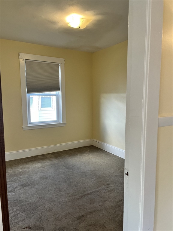 71 Sycamore Street Fairhaven, MA 02719 - Photo 26 of 31