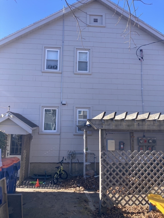 71 Sycamore Street Fairhaven, MA 02719 - Photo 10 of 21