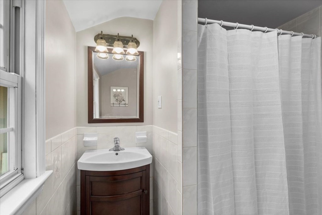 8 Robert Sproul Road Medfield, MA 02052 - Photo 27 of 42 Gallery Image 27