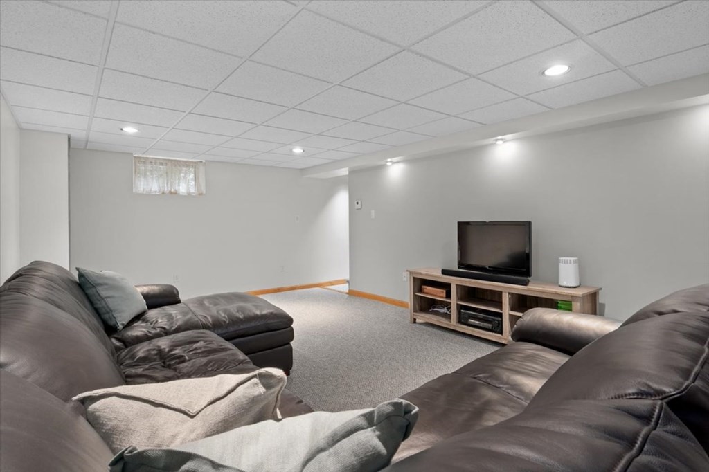8 Robert Sproul Road Medfield, MA 02052 - Photo 32 of 42 Gallery Image 32