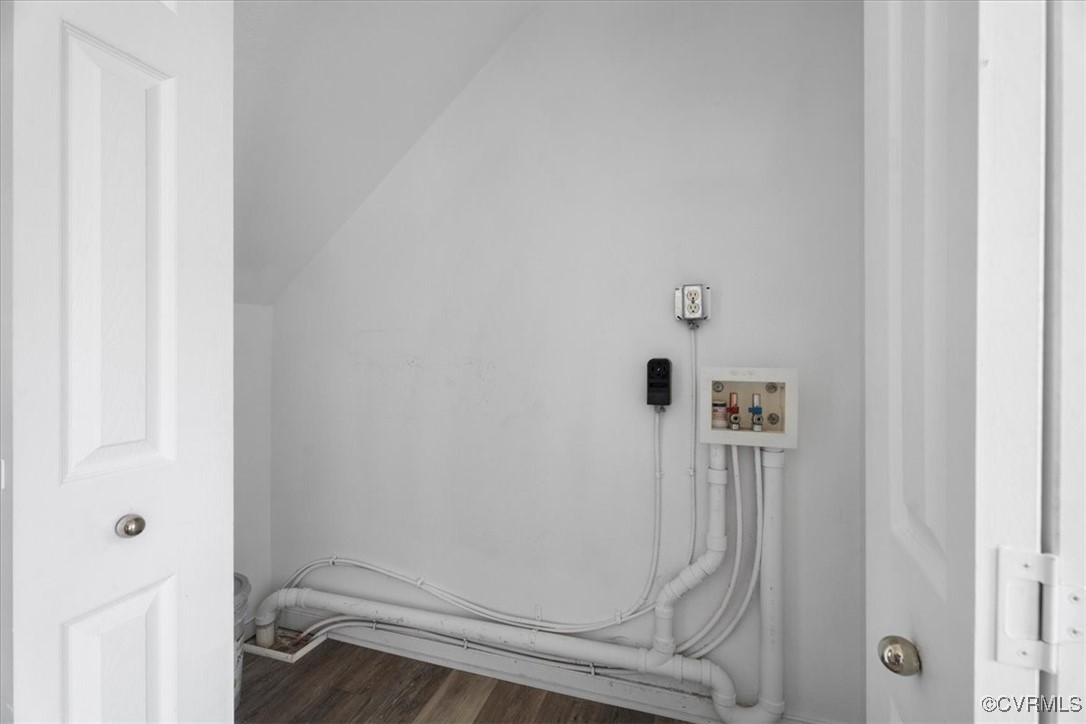 3510 East Richmond Road, Unit U3 Richmond, VA 23223 - Photo 16 of 20 a bathroom with a shower