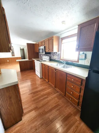 $120,000 | 2332 West Houghton Lake Road, Unit B, Lake City, MI 49651