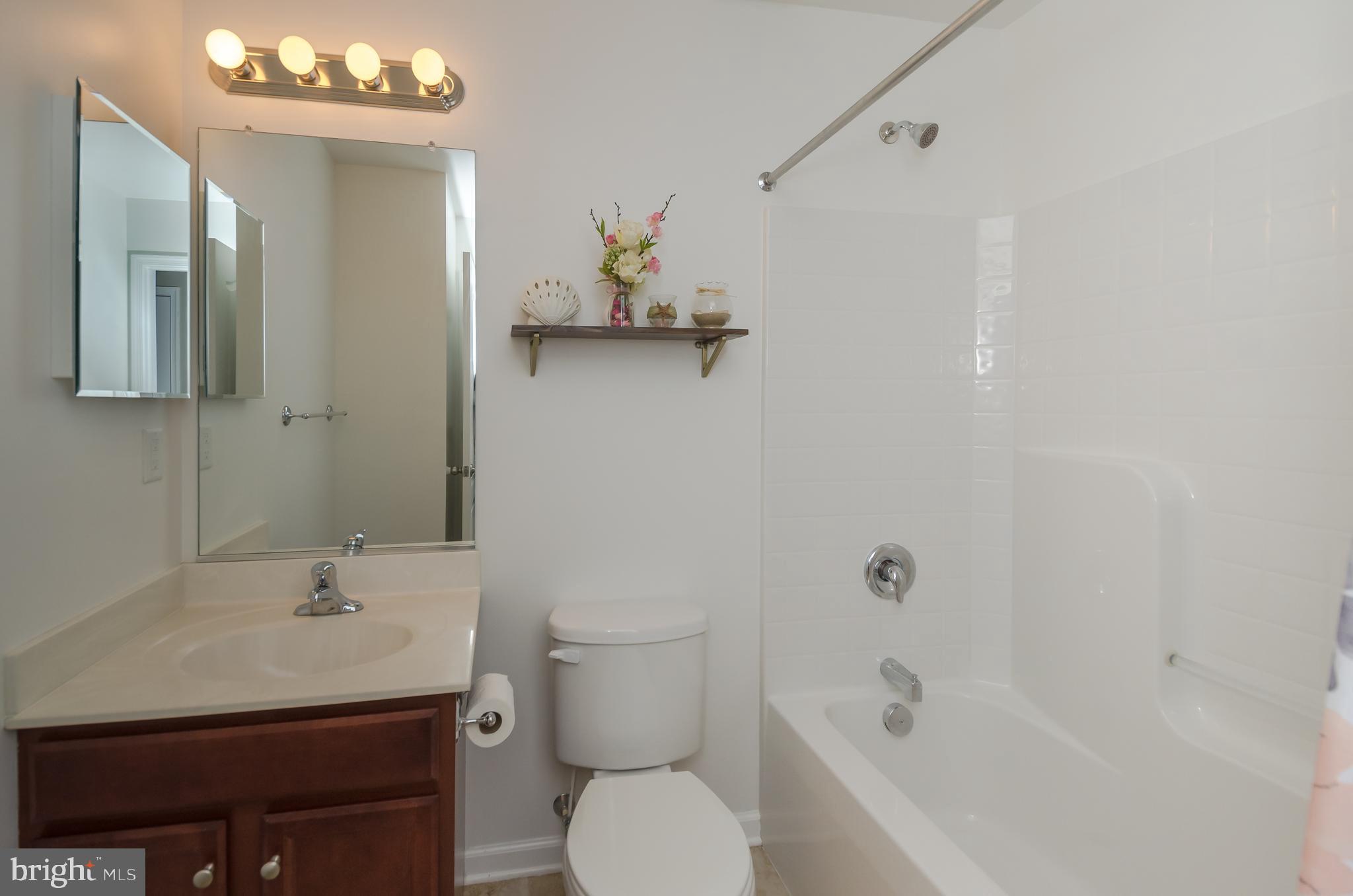 2738 Cox Neck Road Chester, MD 21619 - Photo 22 of 34 2nd Full Bath