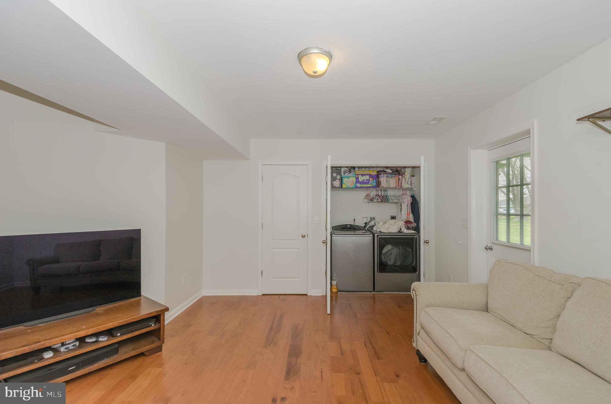 2738 Cox Neck Road Chester, MD 21619 - Photo 26 of 34 Laundry