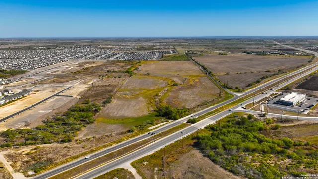 a view of an outdoor space
