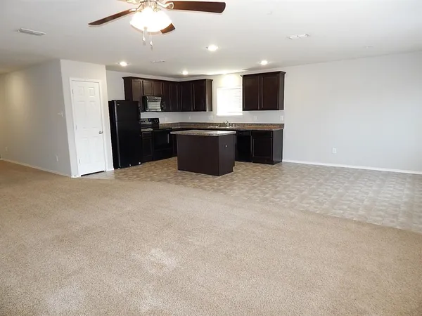 $1,995 | 207 Citrus Drive, Fate, TX 75087