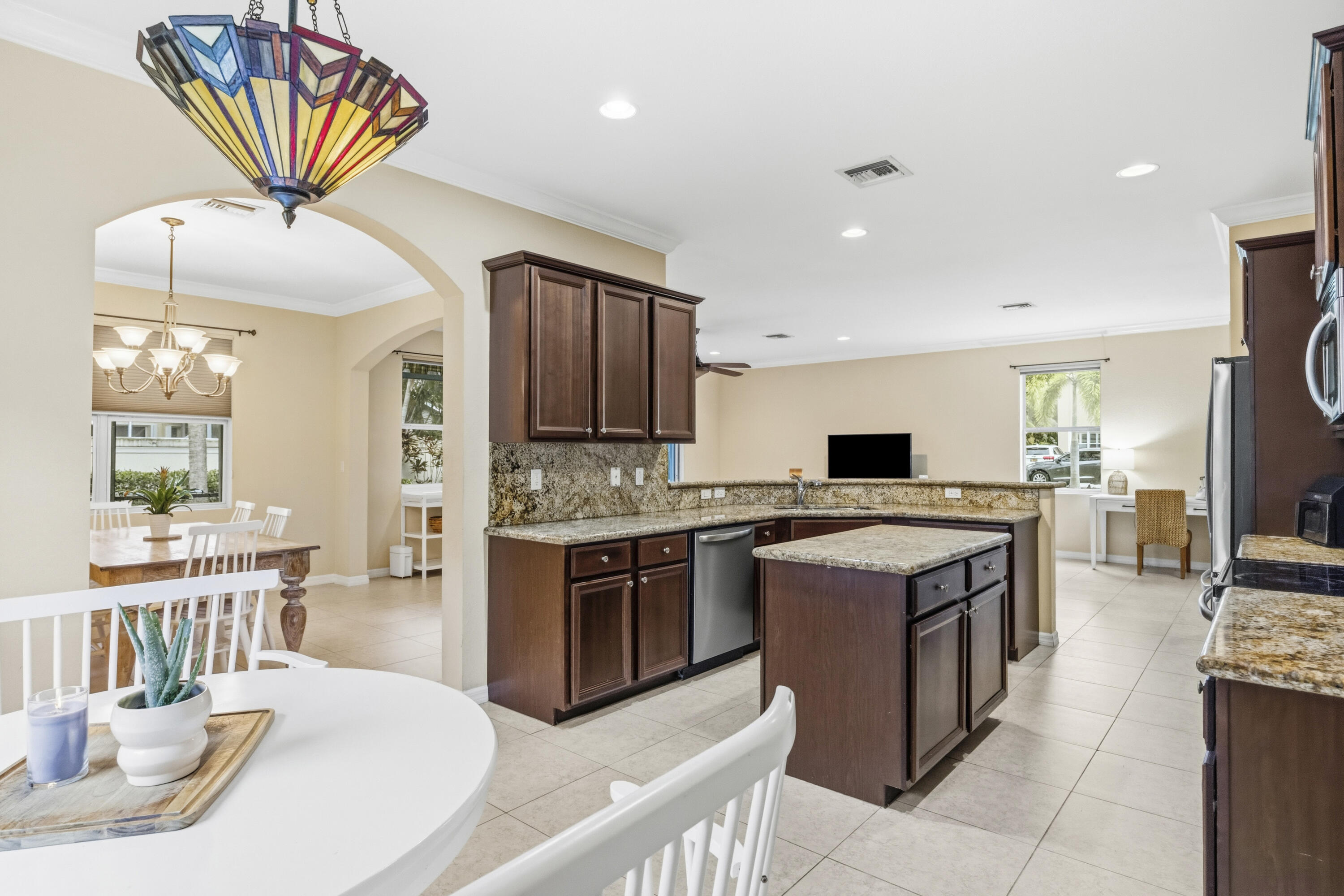 8462 Lyons Ranches Road Boynton Beach, FL 33472 - Photo 12 of 35 Kitchen