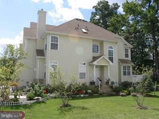 70 Tennyson Road East Windsor, NJ 08520 - Photo 1 of 6