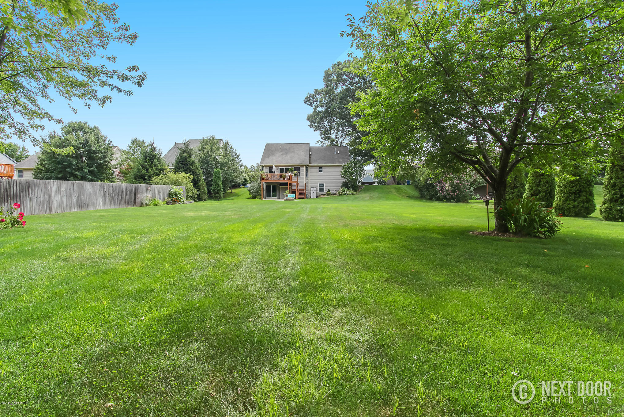 15665 Riverside Drive Spring Lake, MI 49456 - Photo 33 of 35 15665-Riverside-Rd_0019_blended