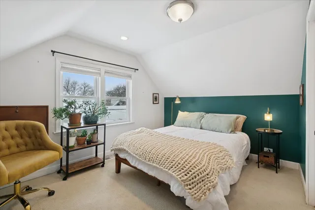 $480,000 | 5040 North Moody Avenue, Chicago, IL 60630