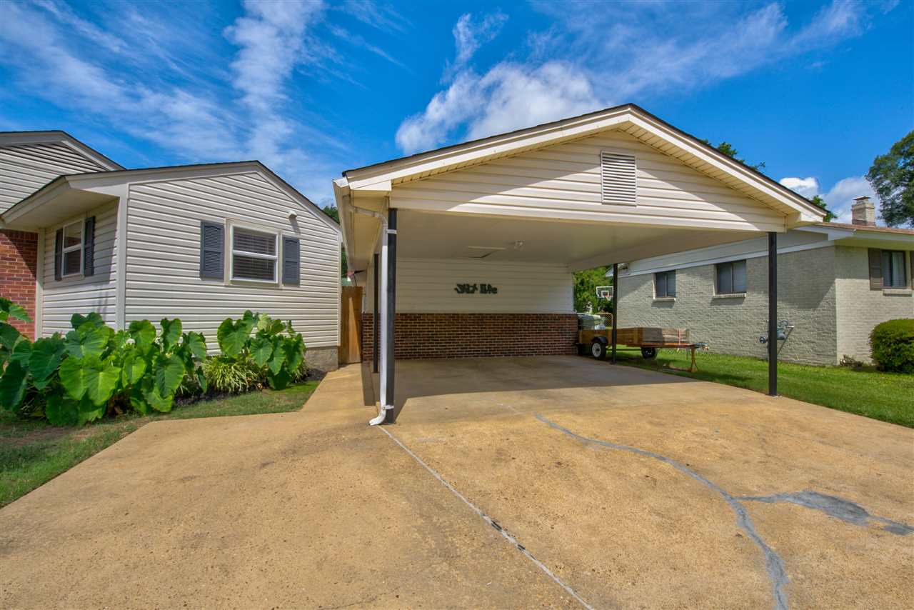 489 Malboro Road Memphis, TN 38120 - Photo 3 of 18 Gallery Image 3