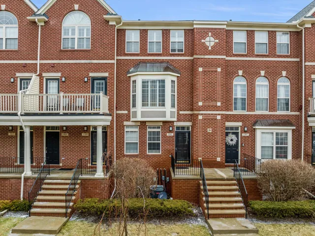 $393,000 | 1393 Raliegh Place, Troy, MI 48084