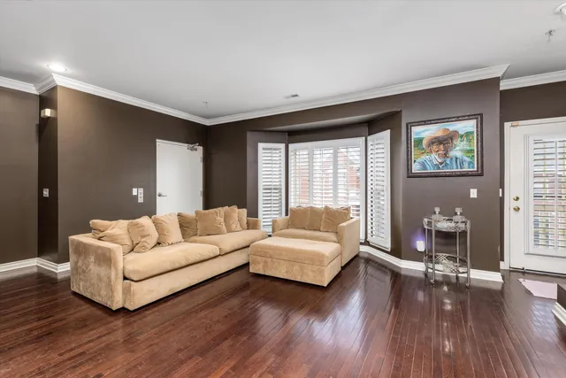 $393,000 | 1393 Raliegh Place, Troy, MI 48084