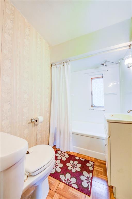 228 East Garden Road Pittsburgh, PA 15227 - Photo 15 of 21 main full bath
