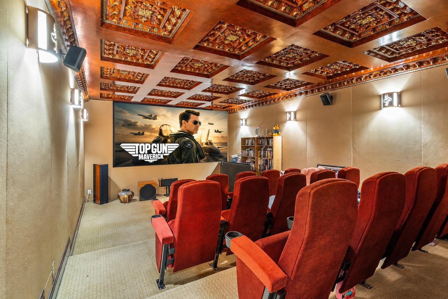 16090 Rio Del Paz Delray Beach, FL 33446 - Photo 7 of 87 Theater1