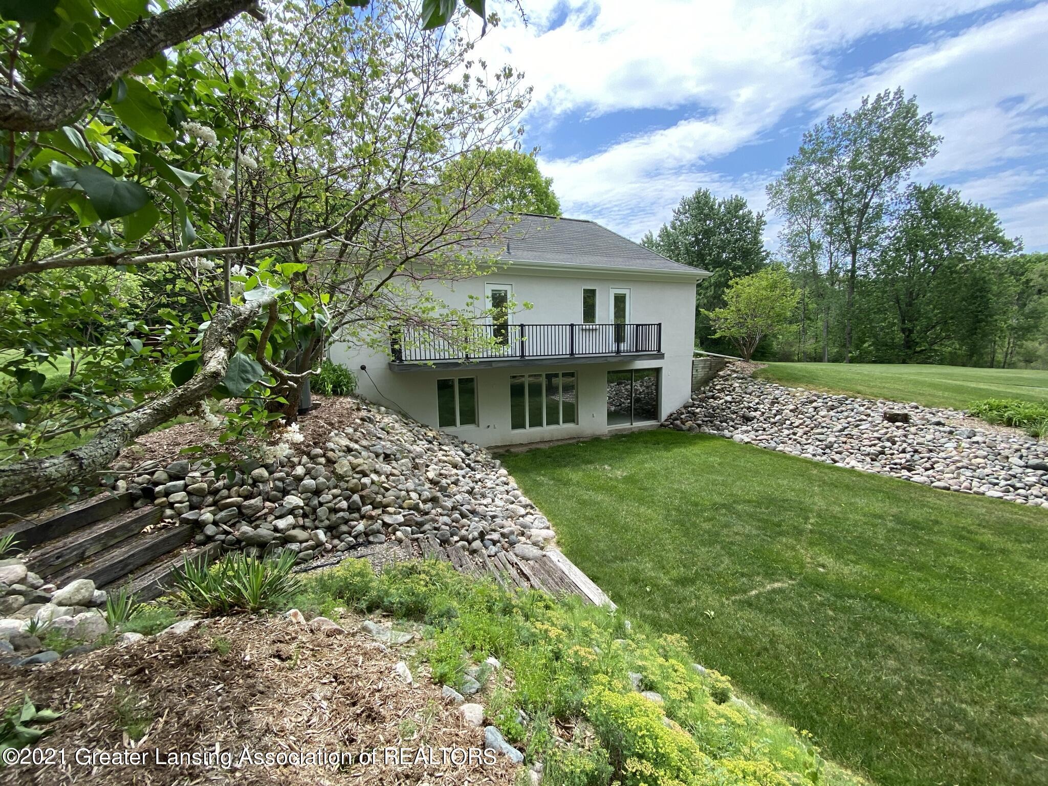 13583 Woodbury Road Haslett, MI 48840 - Photo 62 of 78 IMG_5070