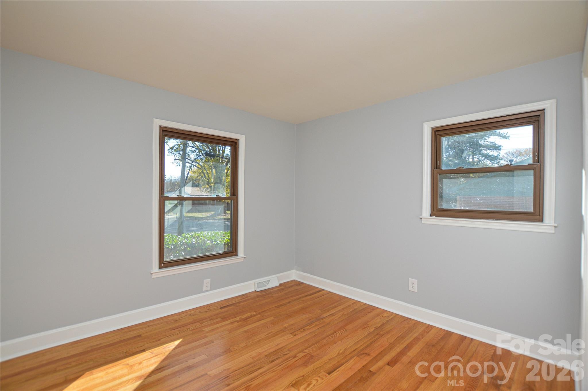 9313 Trinity Road Charlotte, NC 28216 - Photo 23 of 37 Gallery Image 23