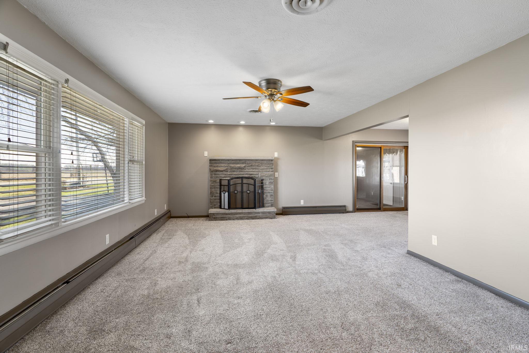 262 North St Road Monticello, IN 47960 - Photo 5 of 35
