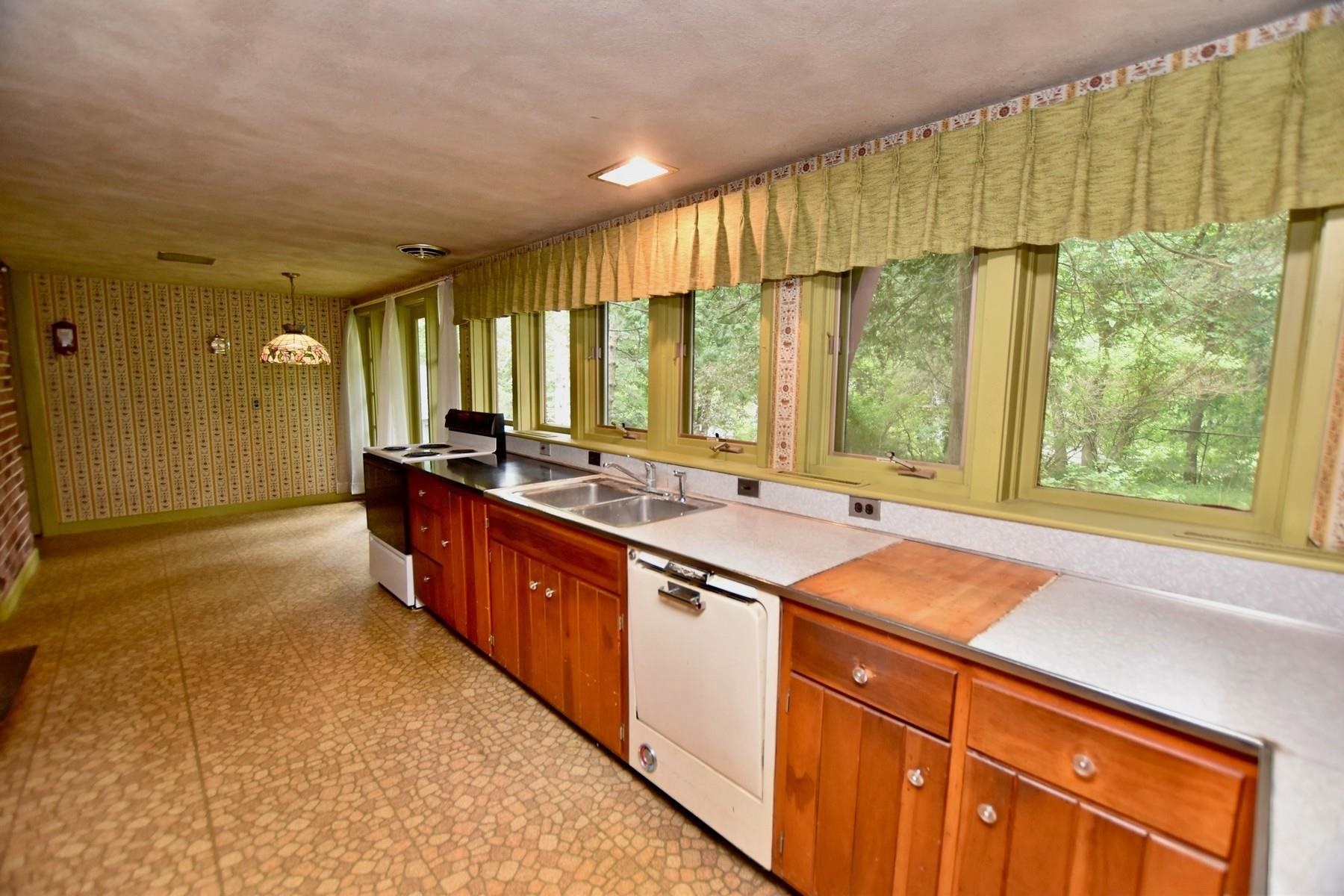 3 Ormsbee Avenue Proctor, VT 05765 - Photo 20 of 30