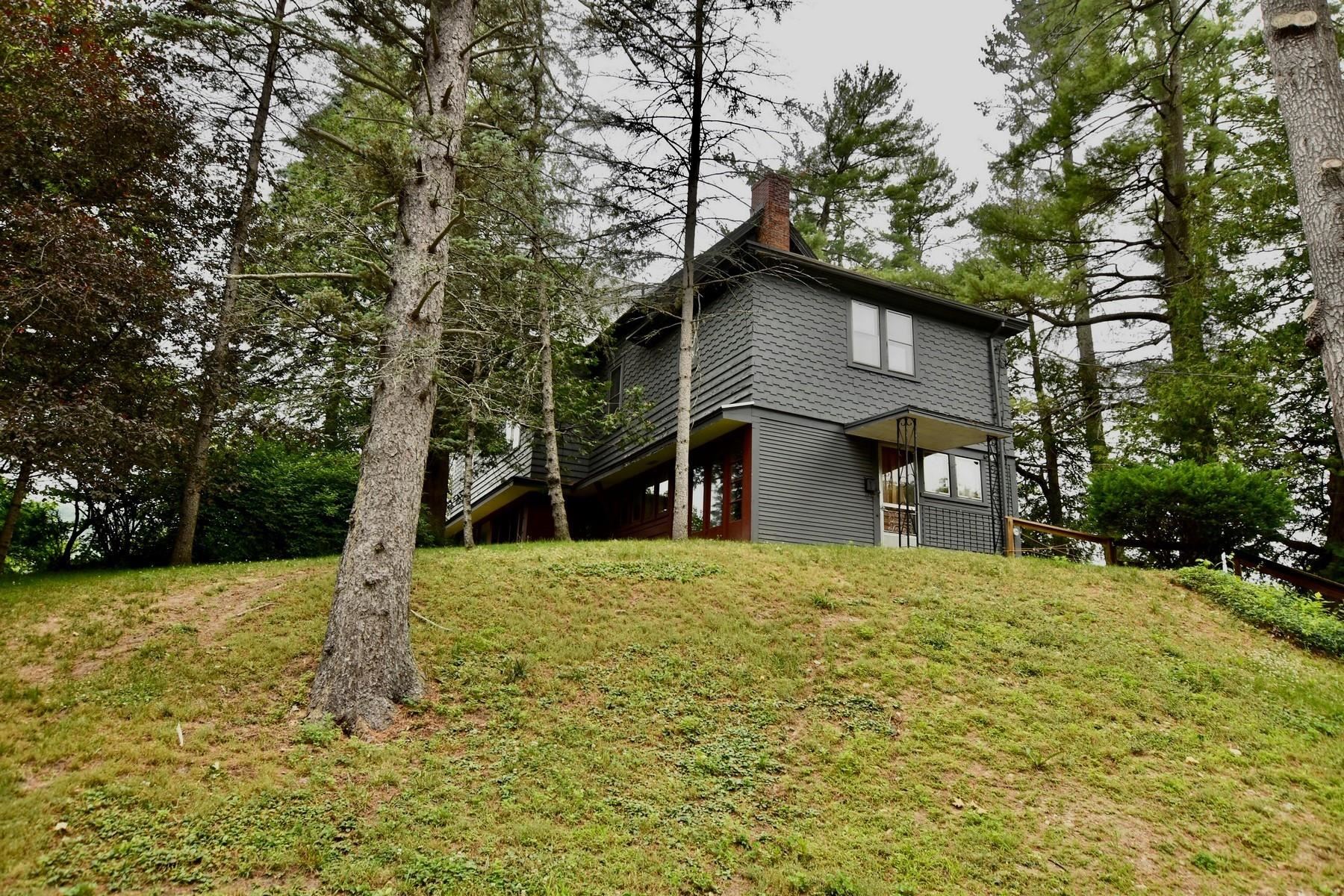 3 Ormsbee Avenue Proctor, VT 05765 - Photo 9 of 30