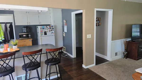 $170,000 | 524 1st Avenue Southeast, Wells, MN 56097