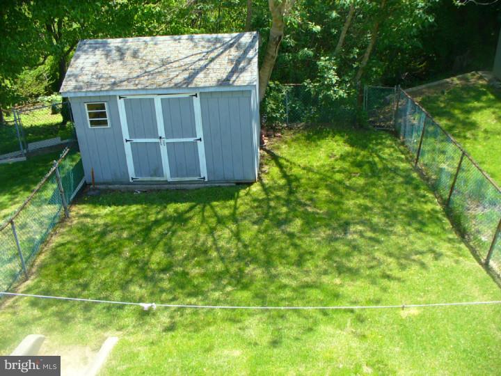 262 Haverford Road Folsom, PA 19033 - Photo 9 of 16 Back Yard