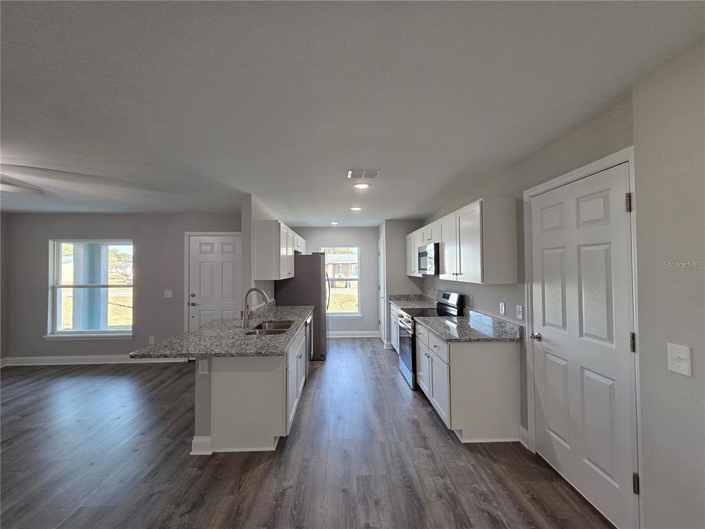 135 Pierce Street Lake Wales, FL 33859 - Photo 7 of 32